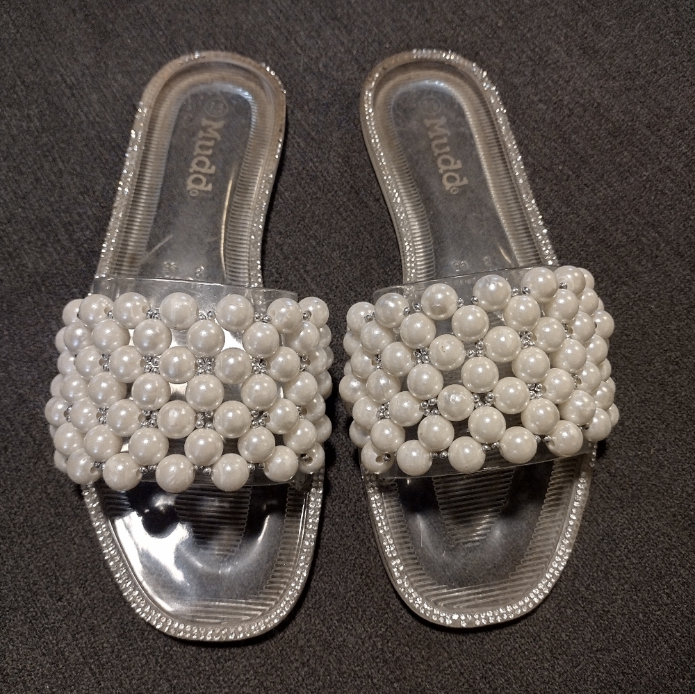 MUDD Clear Sparkle Beaded Jelly Slides